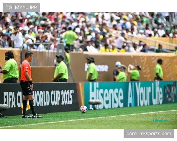 帕尔梅拉斯赛后采访：球员回应比赛关键表现