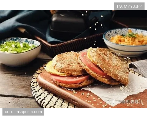 潘展乐晒的那桌早餐把我瞬间拉出人生轨道，外卖App都不敢点了