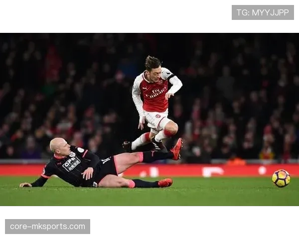 曼联复兴叙事持续承压，近期表现波动对赛季走势形成制约